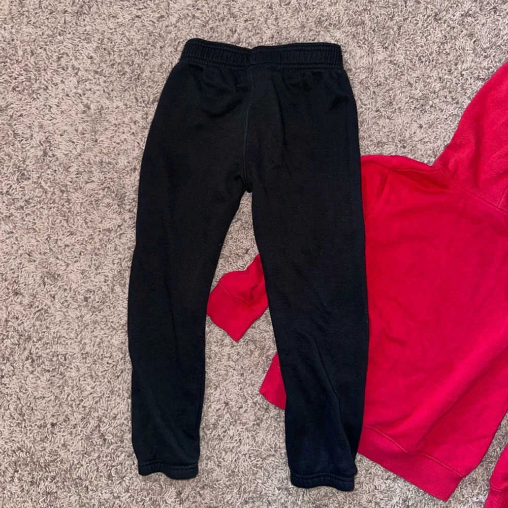 Under Armour Kids 6 Red and Black Jogger Set Little Boy UA Outfit